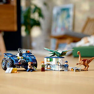 LEGO Jurassic World Gallimimus and Pteranodon Breakout 75940, Dinosaur Building Kit for Kids, Featuring Owen Grady, Claire Dearing and ACU Trooper Minifigures for Creative Play, New 2020 (391 Pieces)