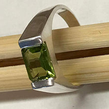 Load image into Gallery viewer, Genuine 2ct Green Peridot 925 Sterling Silver Men&#39;s Ring Size 7.75, 8, 9.75, 10, 10.75, 11, 11.75, 12, 12.5, 12.75, 13
