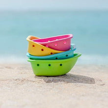 Load image into Gallery viewer, green sprouts Sprout Ware Floating Boats made from Plants (4 boats) | Encourages whole learning the healthy &amp; natural way | Encourages water play &amp; swimming, Fun for bath, pool, water, &amp; sand
