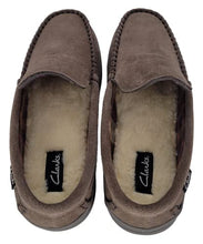 Load image into Gallery viewer, Clarks Men's Freddie Suede Moccasin House Shoe Indoor &amp; Outdoor Slip Resistant Flexible Outsole Slipper (11 M US, Medium Brown)
