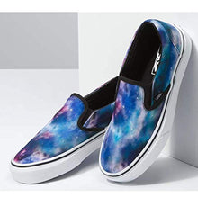 Load image into Gallery viewer, Vans Slip-On Galaxy &amp; White Skate Shoes Unisex (Mens 6)
