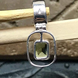 Genuine 1.5ct Green Peridot 925 Solid Sterling Silver Pendant 25mm