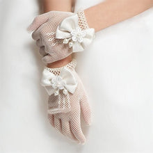Load image into Gallery viewer, DreamHigh Flower Girls Bow Tie Lace Gloves
