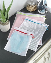 Load image into Gallery viewer, Whitmor Color Coded Zippered Mesh Wash Bags (3 Piece Set)
