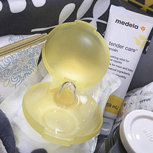 Load image into Gallery viewer, Medela Contact Nipple Shield for Breastfeeding, 20mm Small Nippleshield, For Latch Difficulties or Flat or Inverted Nipples, 2 Count with Carrying Case, Made Without BPA
