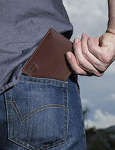 Load image into Gallery viewer, Timberland Men's Leather Wallet with Attached Flip Pocket, Brown (Sportz), One Size
