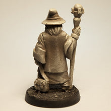 Load image into Gallery viewer, Stonehaven Human Wizard Male Miniature Figure (for 28mm Scale Table Top War Games) - Made in US
