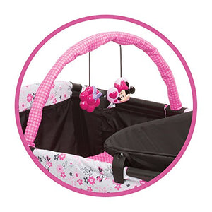 Disney Baby Minnie Mouse Sweet Wonder Play Yard with Carry Bag (Garden Delight)