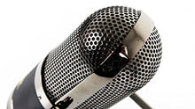 Load image into Gallery viewer, Apex 747 Dynamic Microphone
