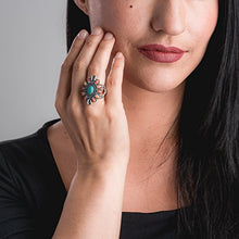 Load image into Gallery viewer, American West Sterling Silver Green Turquoise, Red and Orange Spiny Oyster Gemstone Cluster Ring Size 9
