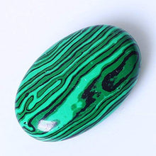 Load image into Gallery viewer, Yuanxi Oval Worry Stones,Palm Pocket Energy Stone,Healing Crystal with Velvet Bag,Healing Gemstone Worry Therapy Smooth Soap Shape (Green Malachite)
