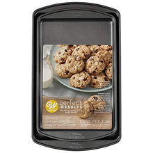 Load image into Gallery viewer, Wilton Perfect Results Premium Non-Stick Bakeware Cookie Baking Sheets Set, 2-Piece, Steel
