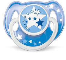 Load image into Gallery viewer, Philips Avent BPA-free Glow in the Dark Night Time Soothers (6-18 Months) 2 Packs of 2

