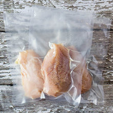 Load image into Gallery viewer, 200 Quart Vacuum Sealer Storage Bags Size 8 x 12 Inch for Food Saver, Seal a Meal Vac Sealers BPA Free, Heavy Duty Commercial Grade Freezer &amp; Sous Vide Vaccume Safe Universal Pre-Cut Bag Avid Armor
