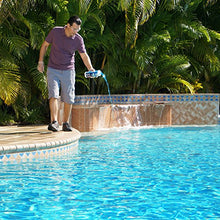 Load image into Gallery viewer, Clorox Pool&amp;Spa Green Algae Eliminator2 32 oz
