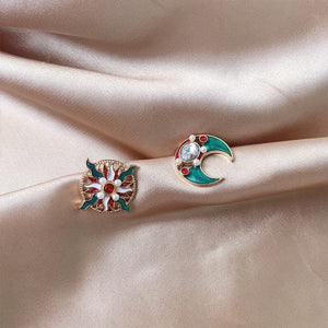 14K Gold Plated Luxury Retro Aristocratic Palce Enamel Sun & Moon Stud Earrings for Women S925 Silver Post Stud Light Weight Birthday Valentine's Day Mothers Day Christmas Gift