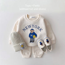 Load image into Gallery viewer, Korea 2023 Baby Boys Clothes Sets Letter Bear Girls Long Sleeve Casual Hoodie Sweatshirt+Pants 2pcs Kids Clothes Sports Suit New
