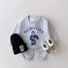 Load image into Gallery viewer, Korea 2023 Baby Boys Clothes Sets Letter Bear Girls Long Sleeve Casual Hoodie Sweatshirt+Pants 2pcs Kids Clothes Sports Suit New
