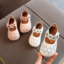 Load image into Gallery viewer, Spring Baby Girls Shoes 2020 New Children Princess Flower Casual Leather Kids Shoes White Pink Breathable Non-slip B876
